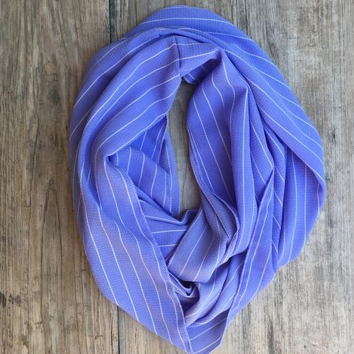 summer dip scarf in blue